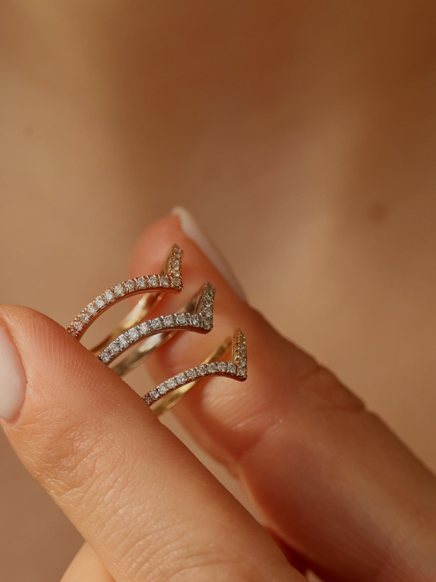 0.2 TCW Round CVD Diamond Pave V-Shaped Wedding Band