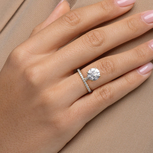 1.5 CT - 2.5 CT Round Cut Hidden Halo & Dainty Pave Moissanite Engagement Ring