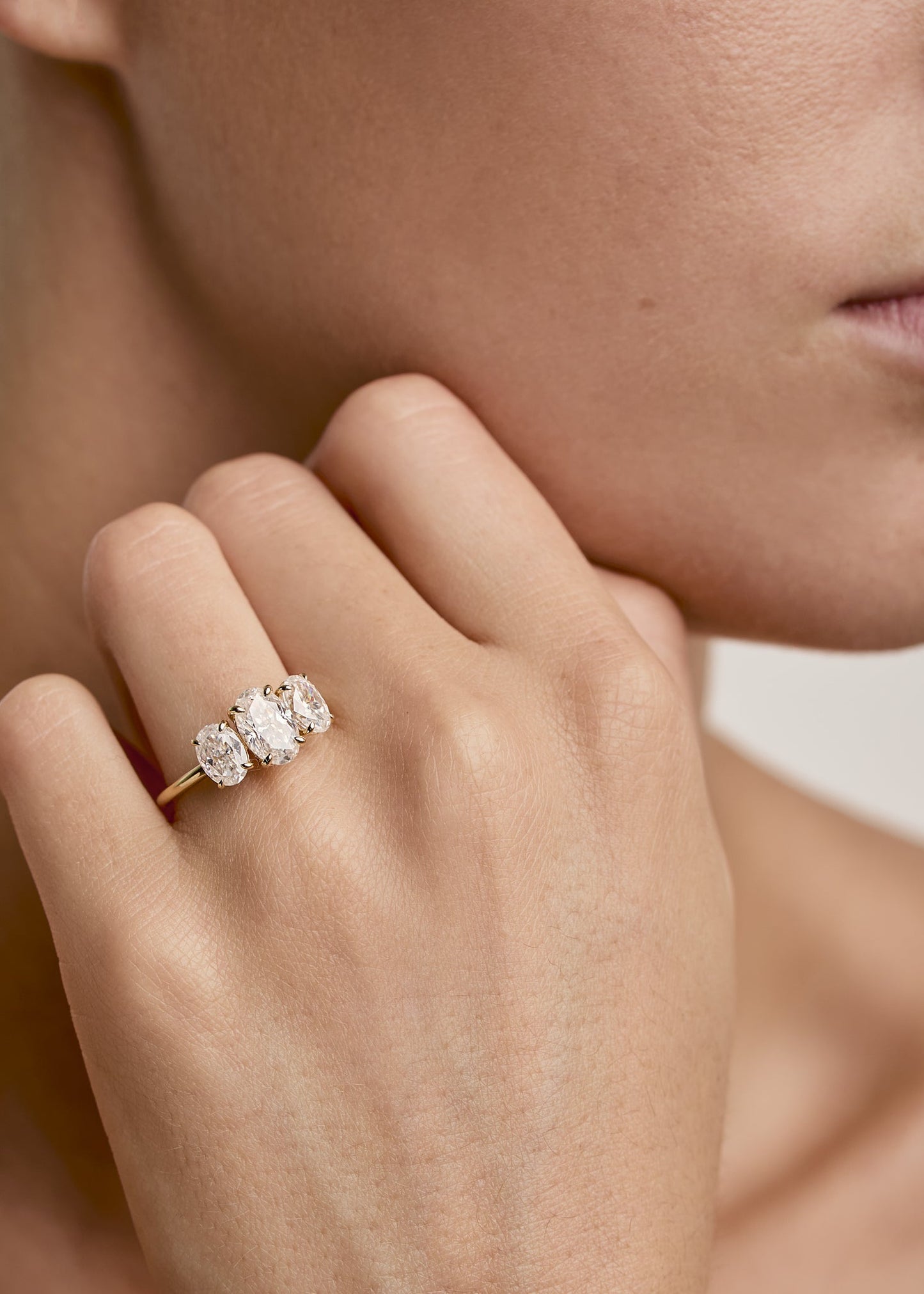 1 CT Oval Cut Three Stone Moissanite Engagement Ring