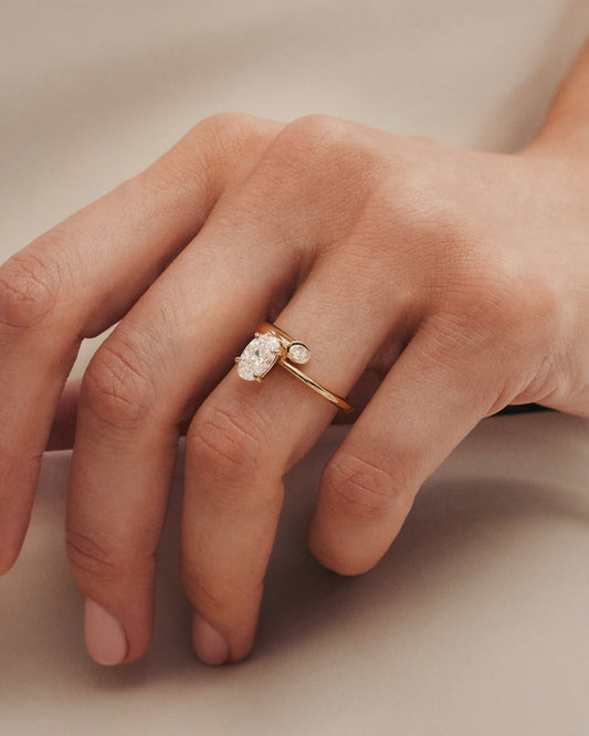 1 CT - 3 CT Oval Cut Lab grown Diamond Bypass Side Stone Engagement Ring