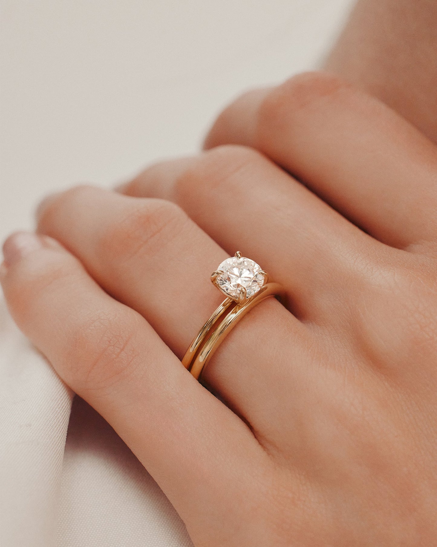 1 CT - 3 CT Round Cut Lab grown Diamond Solitaire Engagement Ring