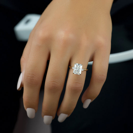 2 CT - 4 CT Radiant Cut Three Stone Moissanite Engagement Ring