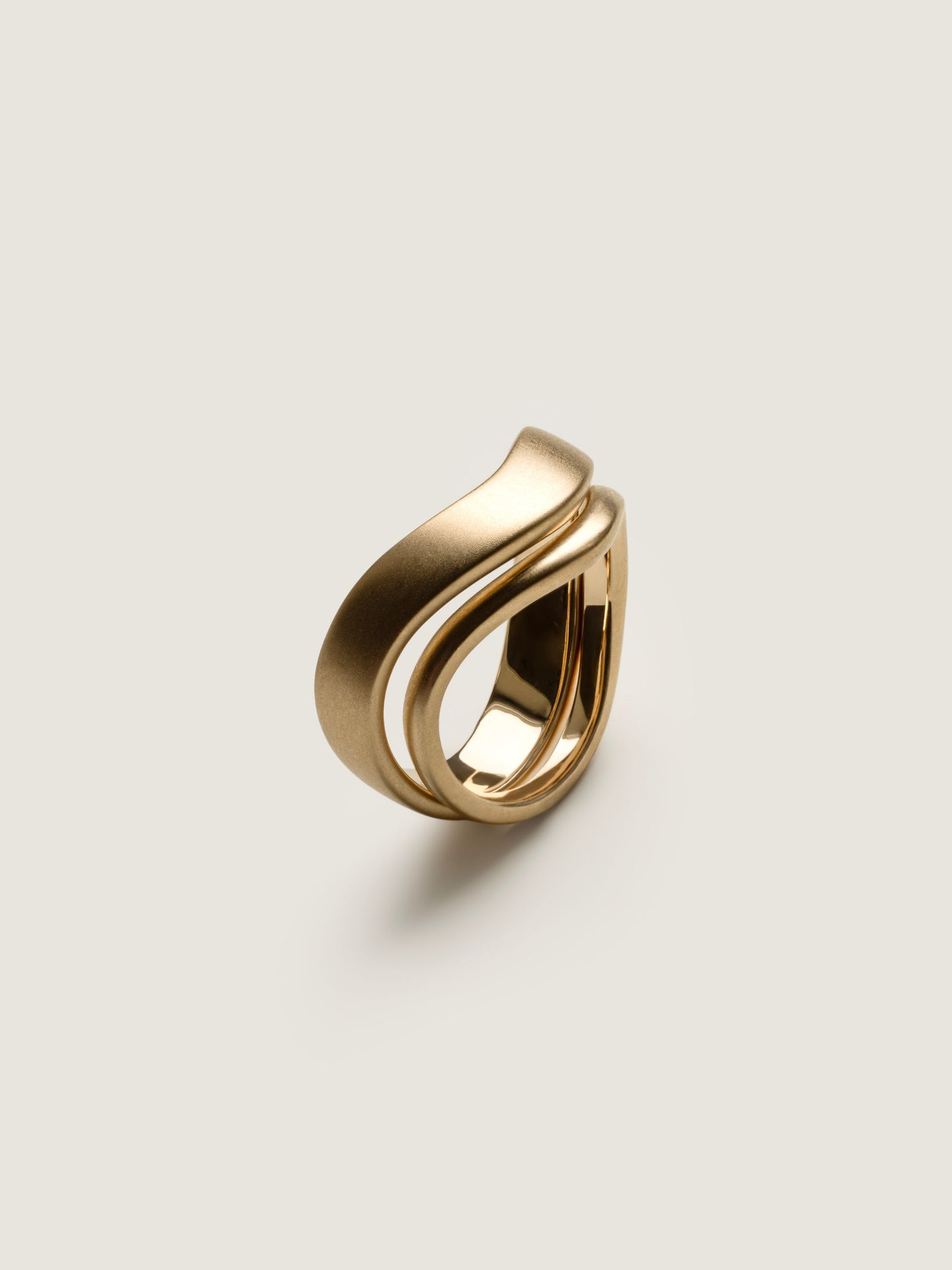 Curved Wave Style Wedding Band For Men