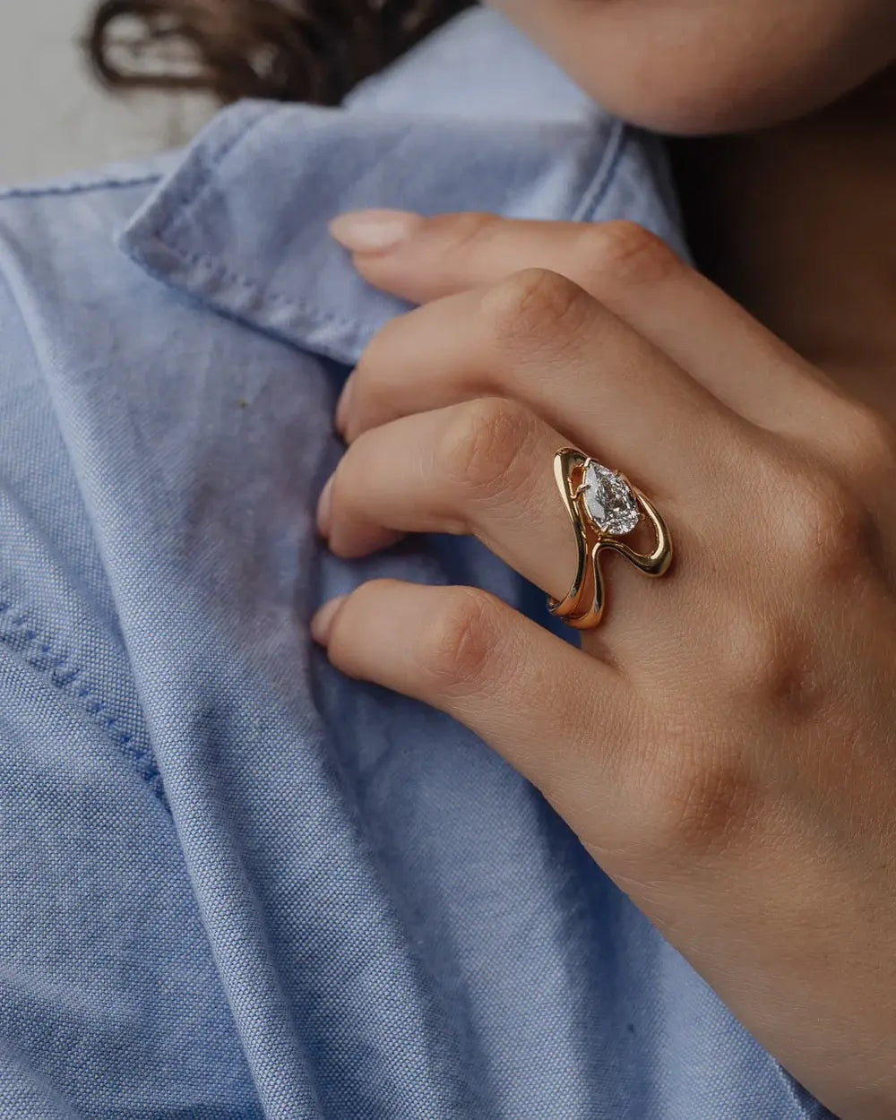 Pear Diamond Engagement Rings