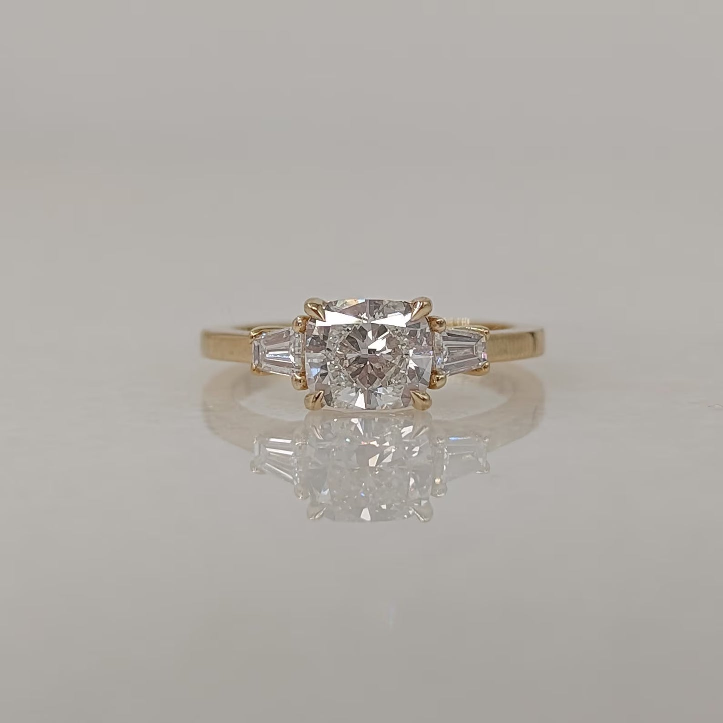 1 CT Elongated Cushion Cut Three Stone Moissanite Engagement Ring