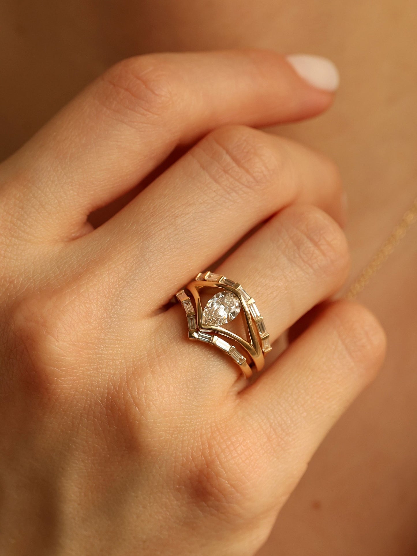 1 CT - 3 CT Pear Cut Lab grown Diamond Split Shank Solitaire Engagement Ring