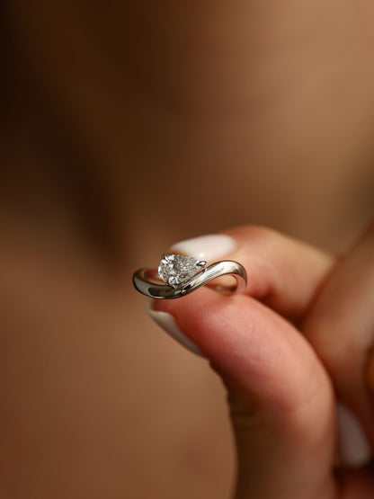 1 CT - 3 CT Pear Cut Lab grown Diamond Solitaire Engagement Ring