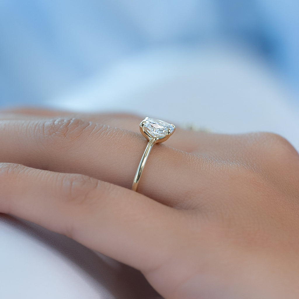 2.5 CT Elongated Cushion Solitaire Moissanite Engagement Ring