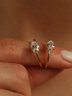 1 CT - 3 CT East-West Oval Cut Lab grown Diamond Solitaire Engagement Ring