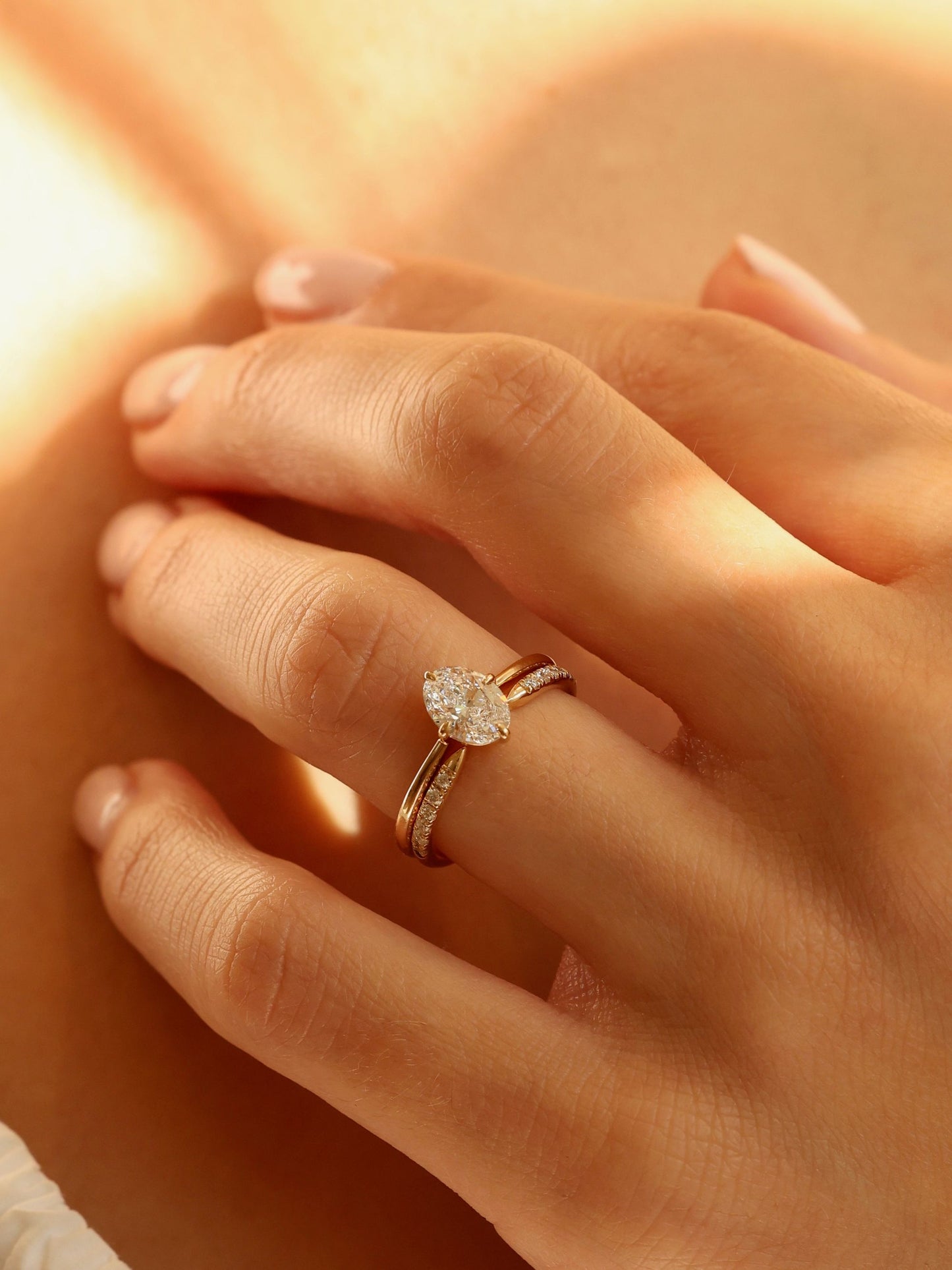 1 CT - 3 CT Oval Cut Lab grown Diamond Solitaire Engagement Ring