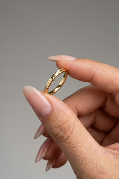 Flat Chevron Patterned Wedding Band
