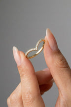 Round CVD Diamond Pave V-Shaped Wedding Band