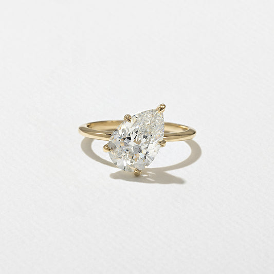 2.54 CT - 3.54 CT Pear Cut Lab grown Diamond Solitaire Engagement Ring