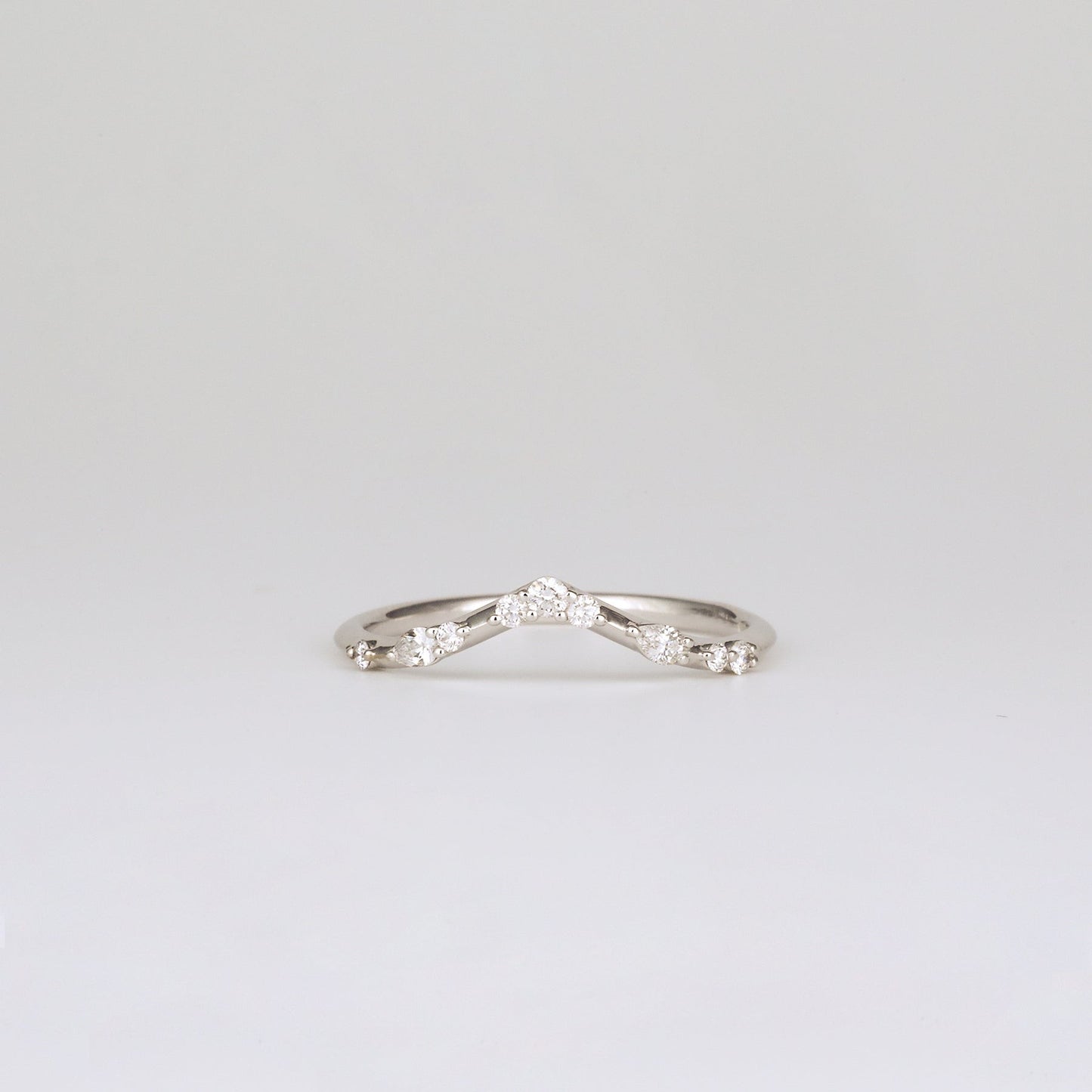 0.12 TCW Round & Pear CVD Diamond Curved Scattered Wedding Band