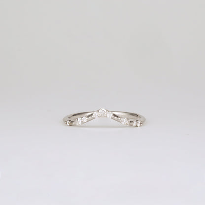 0.12 TCW Round & Pear CVD Diamond Curved Scattered Wedding Band