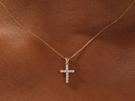 0.22 TCW Round Moissanite Diamond Cross Pendant Necklace