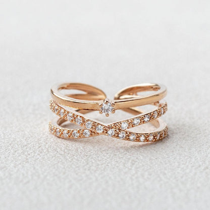 0.28 TCW  Round Moissanite Criss Cross Style Wedding Band