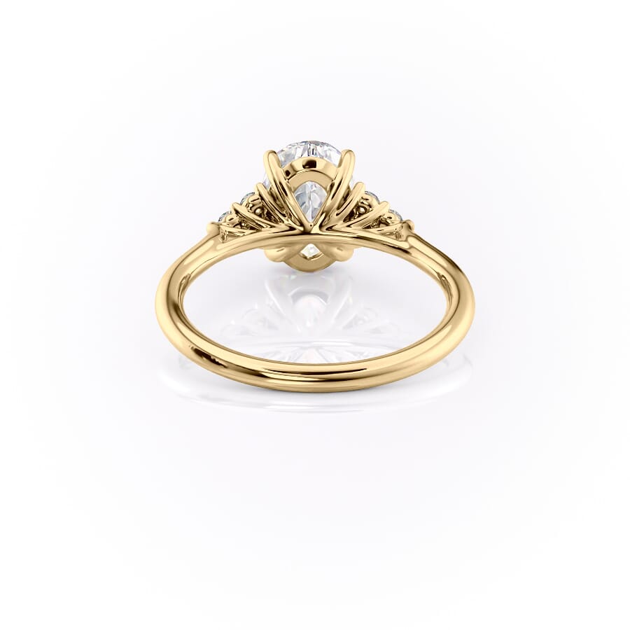 1.5 CT - 2.5 CT Oval Cut Cluster Moissanite Engagement Ring