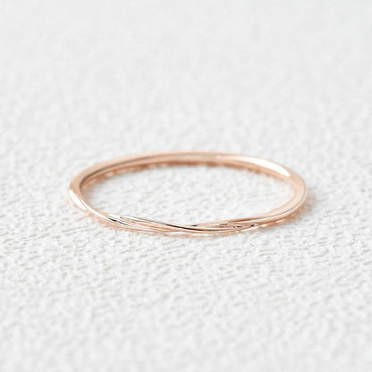Plain Twisted Wedding Band