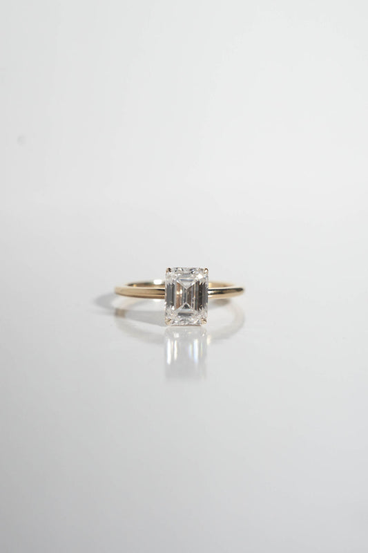 1 CT - 2 CT Emerald Cut Solitaire Moissanite Engagement Ring