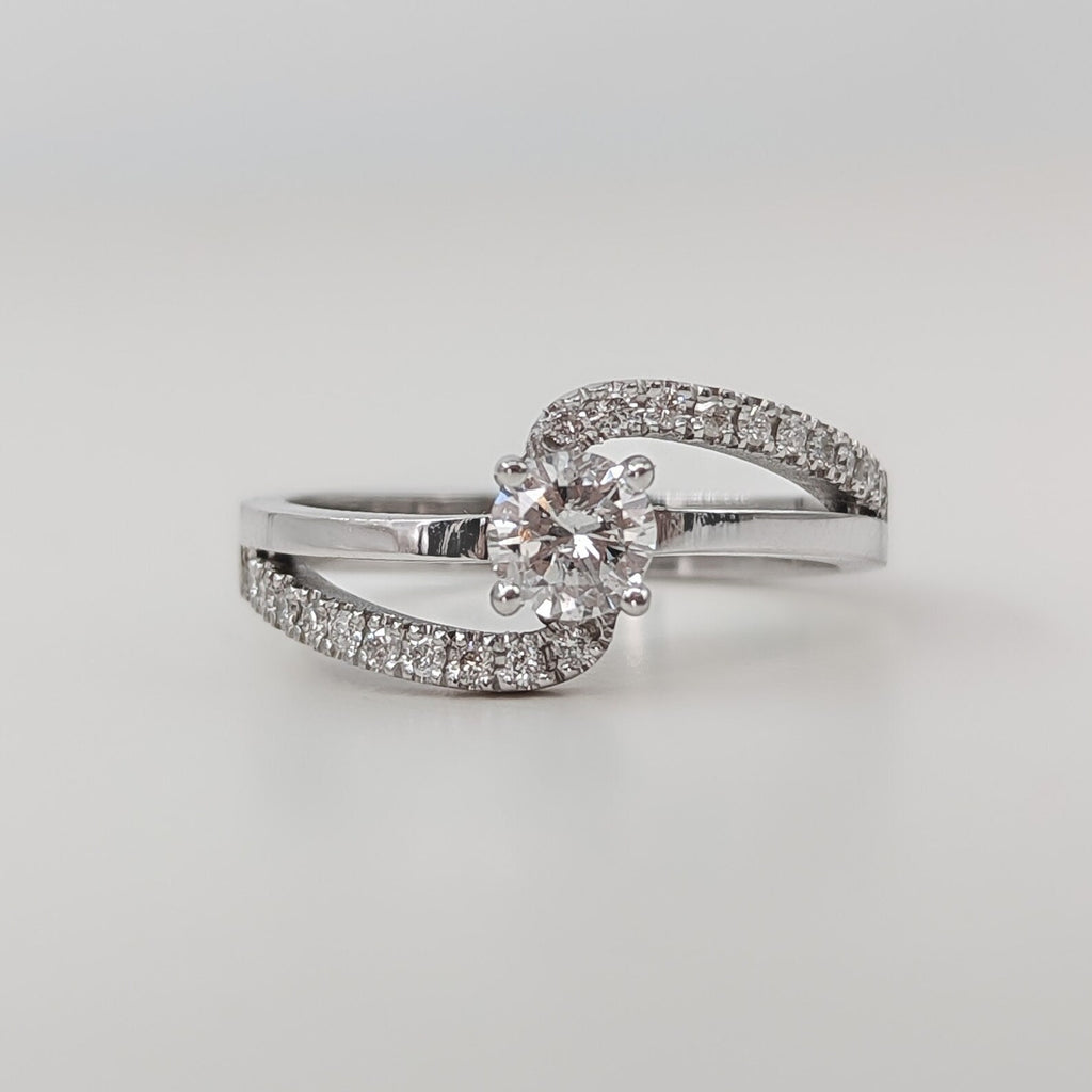 0.6 CT Round Cut Pave Unique Style Moissanite Engagement Ring