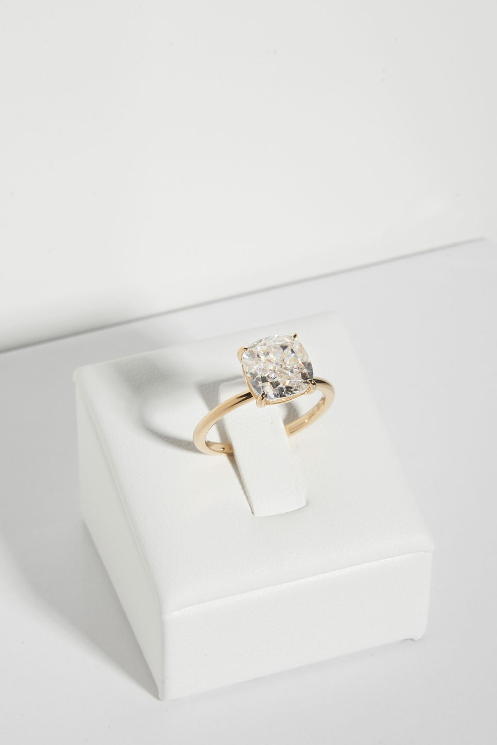 1 CT - 2 CT Cushion Cut Solitaire Moissanite Engagement Ring