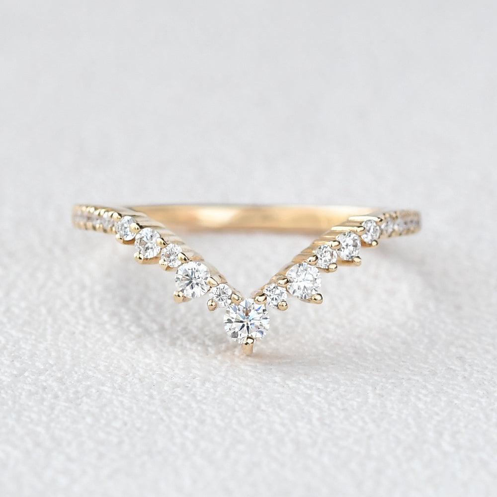 0.25 TCW Round Moissanite V-Shape Pave Wedding Band