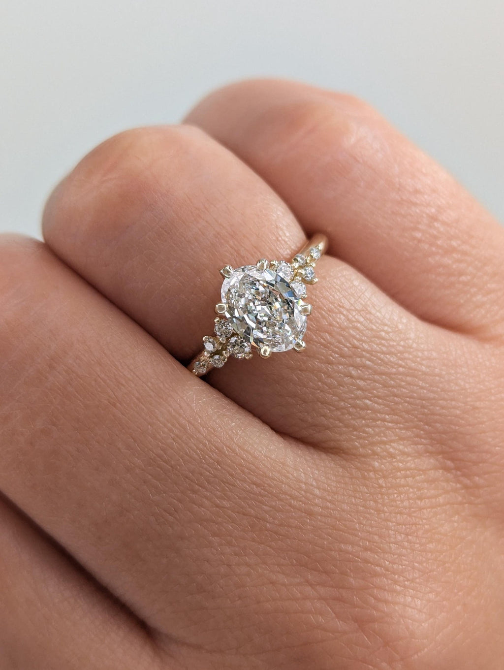 1 CT Oval Cut Cluster Moissanite Engagement Ring