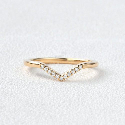 0.052 TCW Round Moissanite V-Shape Pave Wedding Band