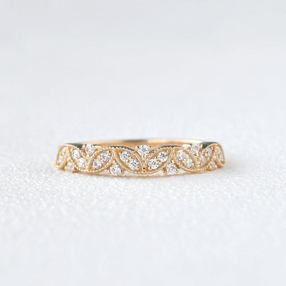 0.19 TCW  Round Moissanite Vintage Inspired Style Wedding Band