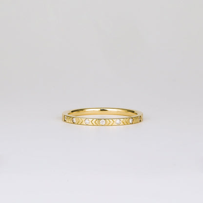 0.16 TCW Round CVD Diamond Chevron Patterned Flush Set Wedding Band