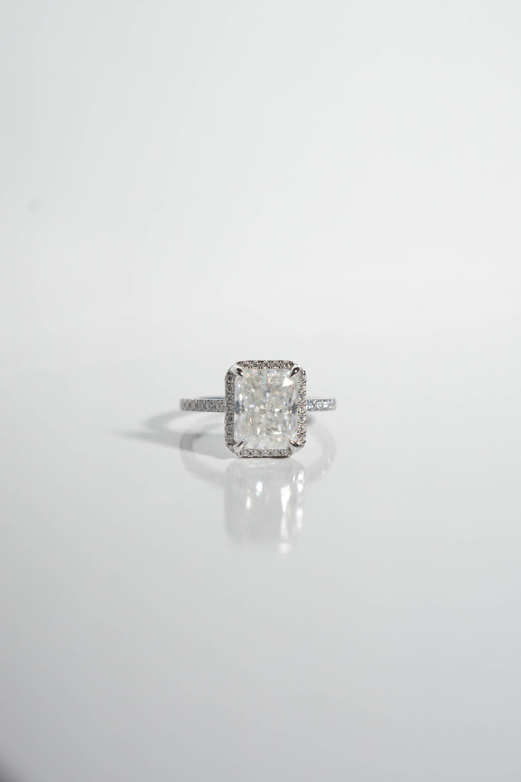 2.5 CT - 3.5 CT Radiant Cut Halo & Pave Moissanite Engagement Ring