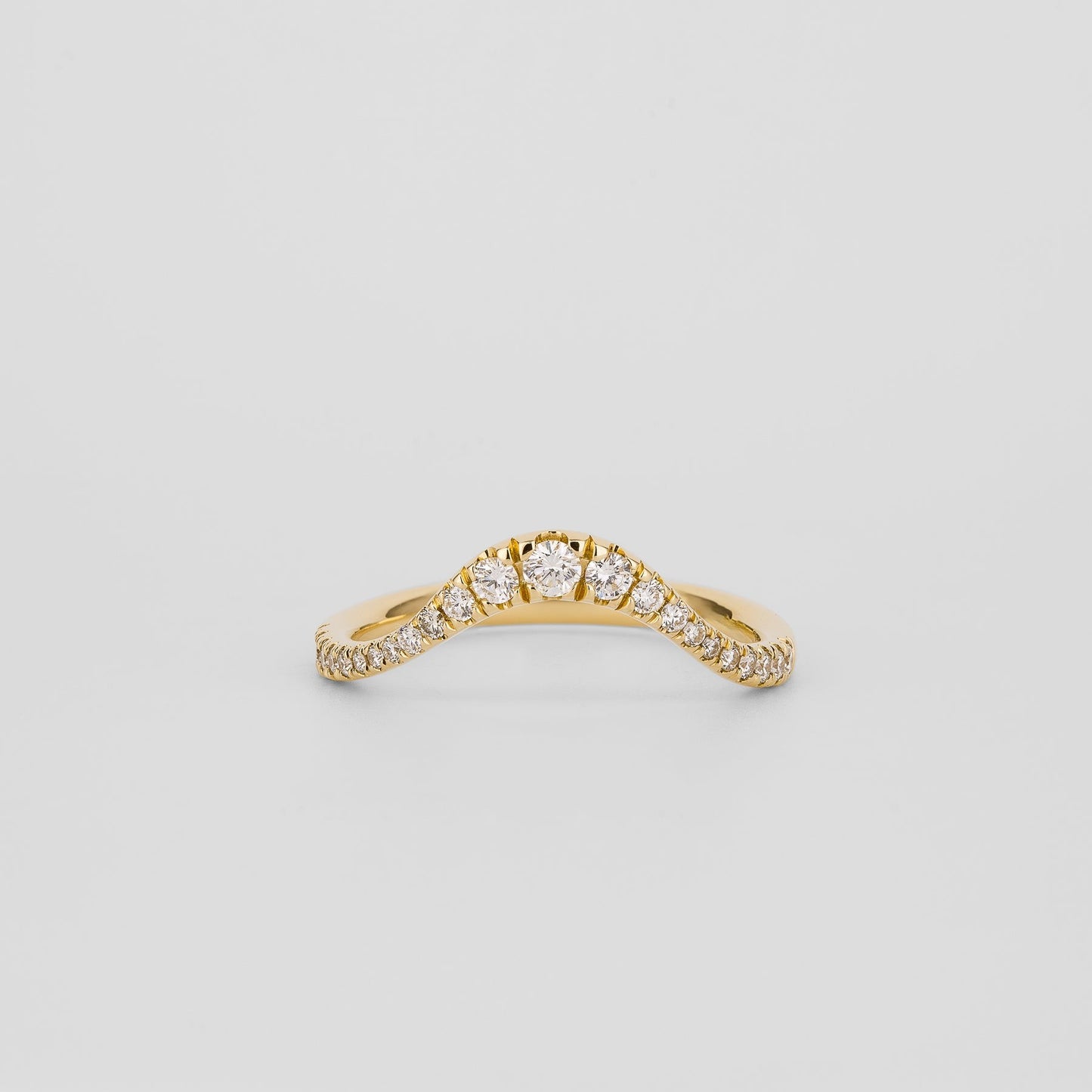 0.2 TCW Round CVD Diamond Curved Pave Wedding Band