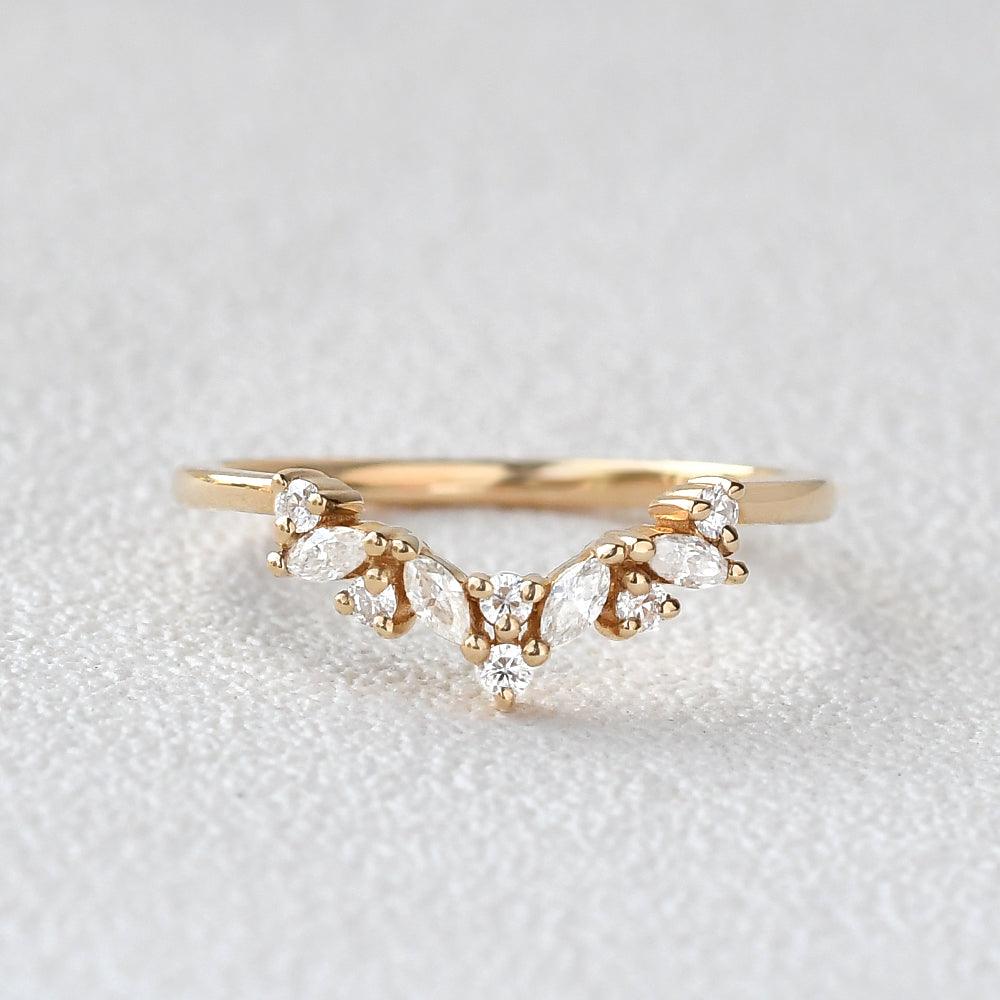 0.12 TCW Marquise & Round Moissanite V-Shape Cluster Wedding Band
