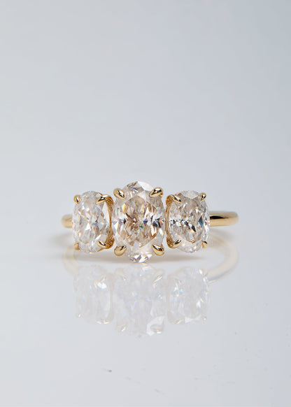1 CT Oval Cut Three Stone Moissanite Engagement Ring