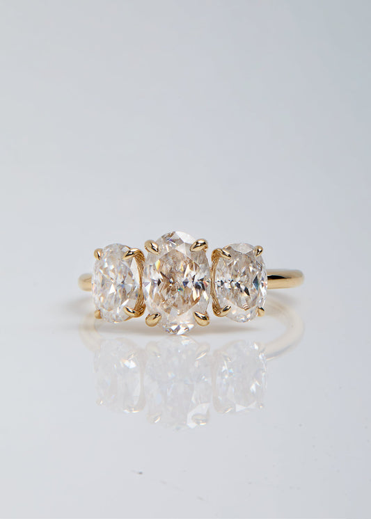1 CT Oval Cut Three Stone Moissanite Engagement Ring