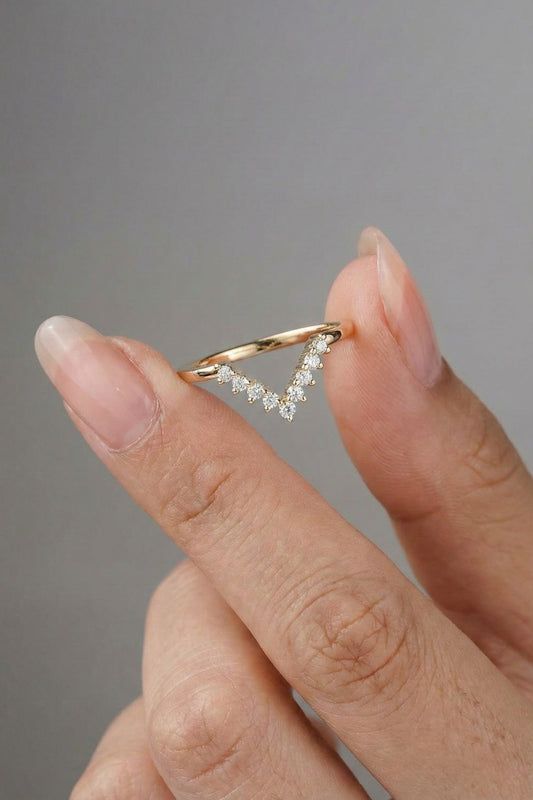 Round Moissanite V-Shape Wedding Band