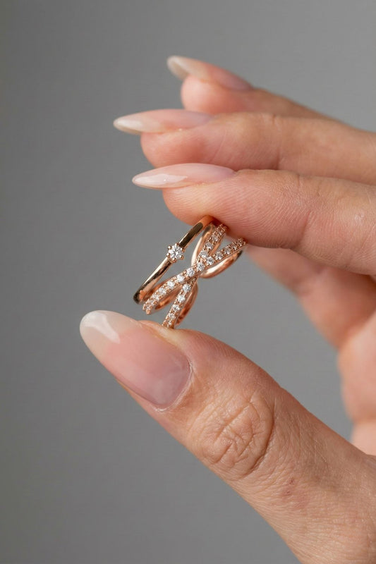 Round Moissanite Criss Cross Style Wedding Band