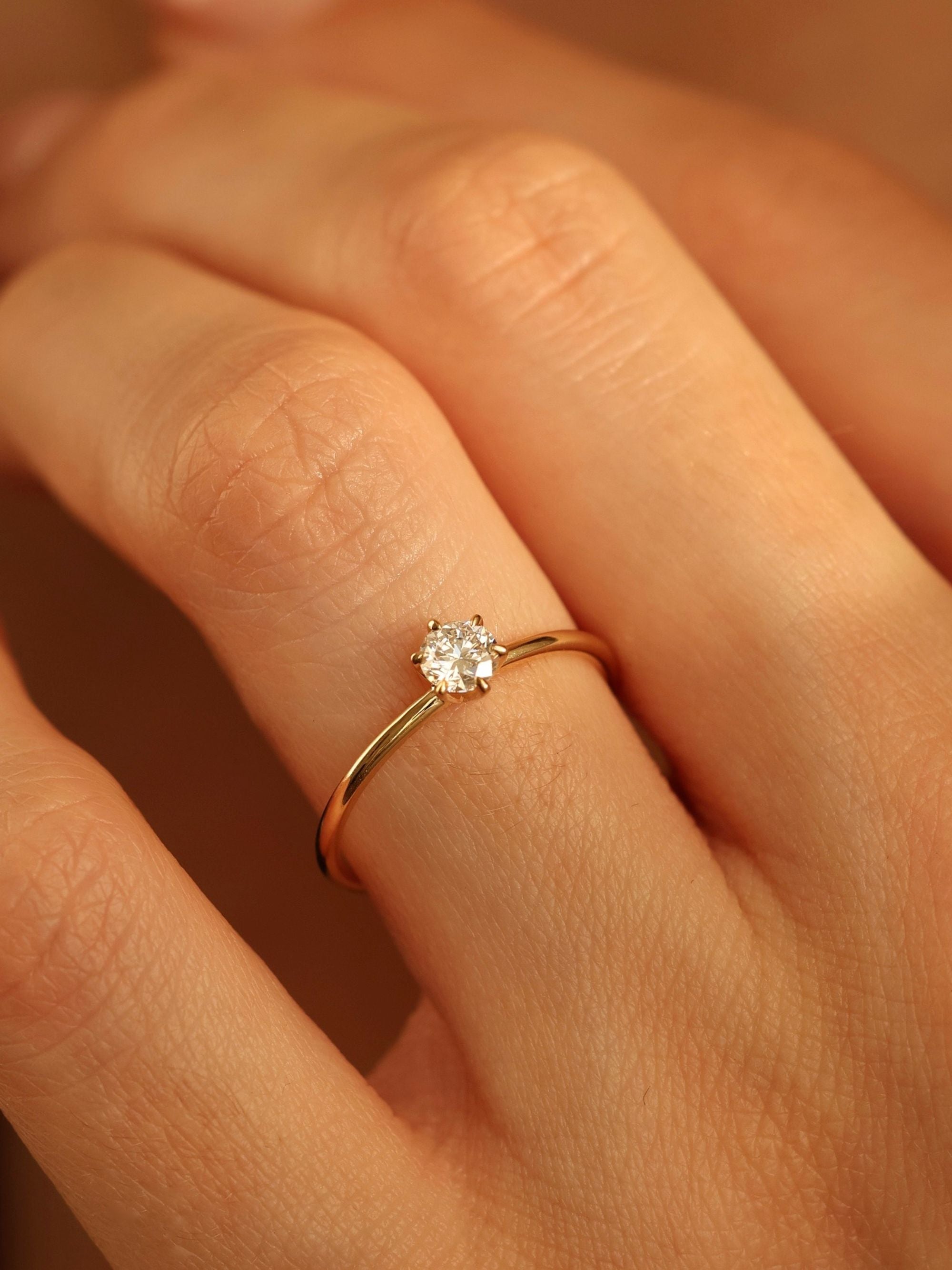 0.3 CT - 2.3 CT Round Cut Lab grown Diamond Solitaire Engagement Ring