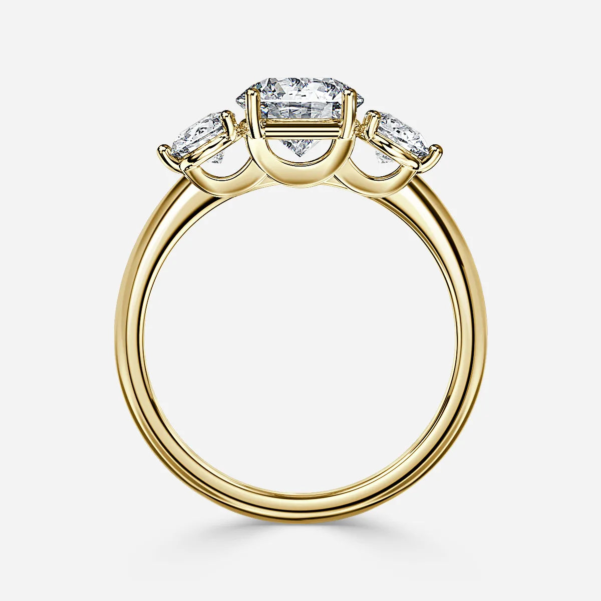 1.0 CT - 1.7 CT Round Cut Three Stone Moissanite Engagement Ring