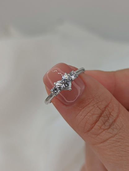 0.5 CT Heart Cut Three Stone Moissanite Engagement Ring