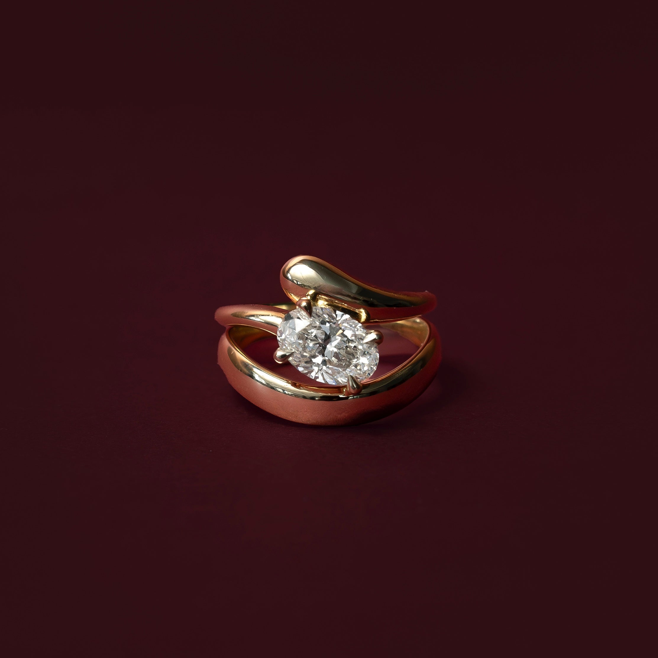 1.5 CT - 2.5 CT Oval Cut Floating Solitaire Moissanite Engagement Ring
