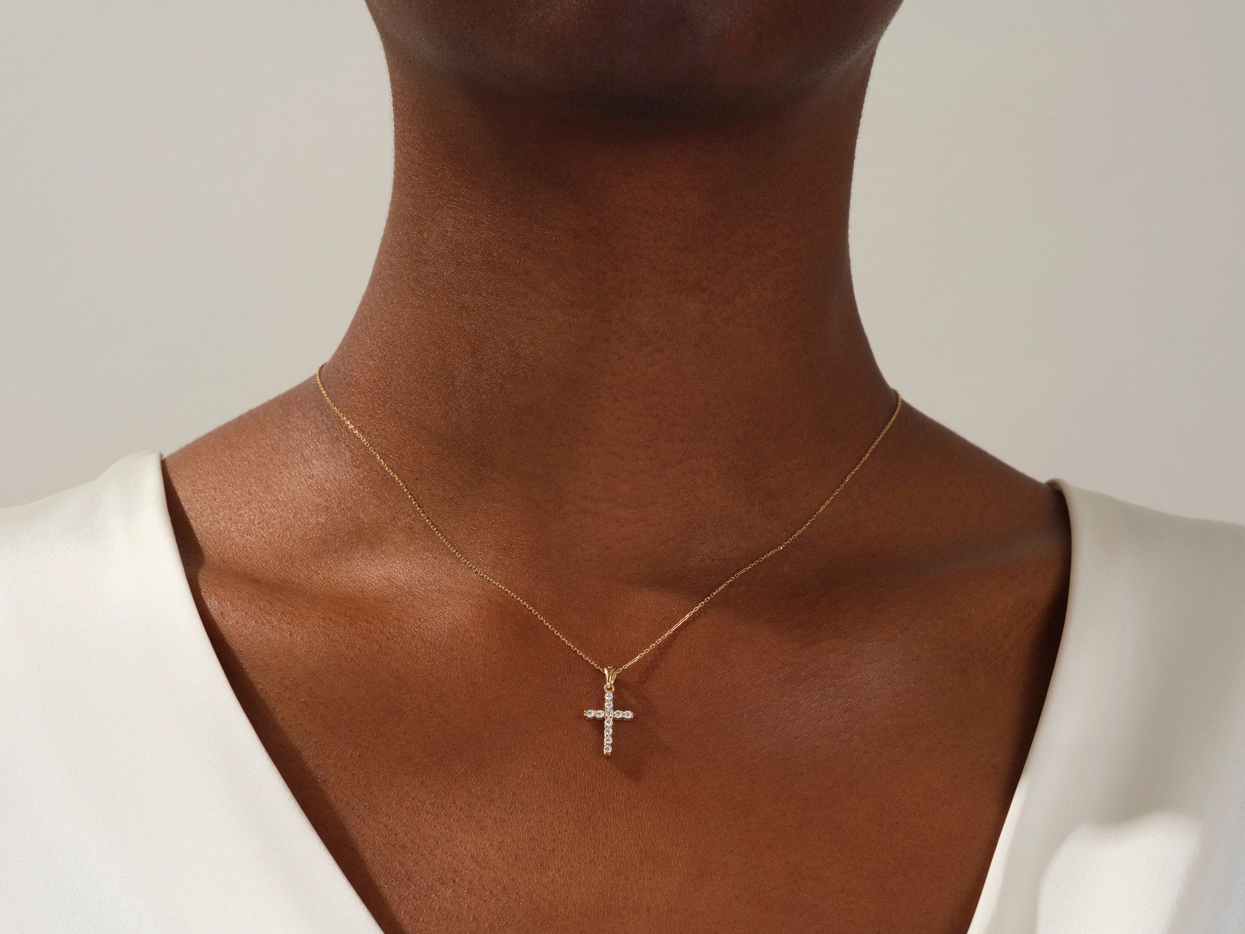 0.22 TCW Round Moissanite Diamond Cross Pendant Necklace
