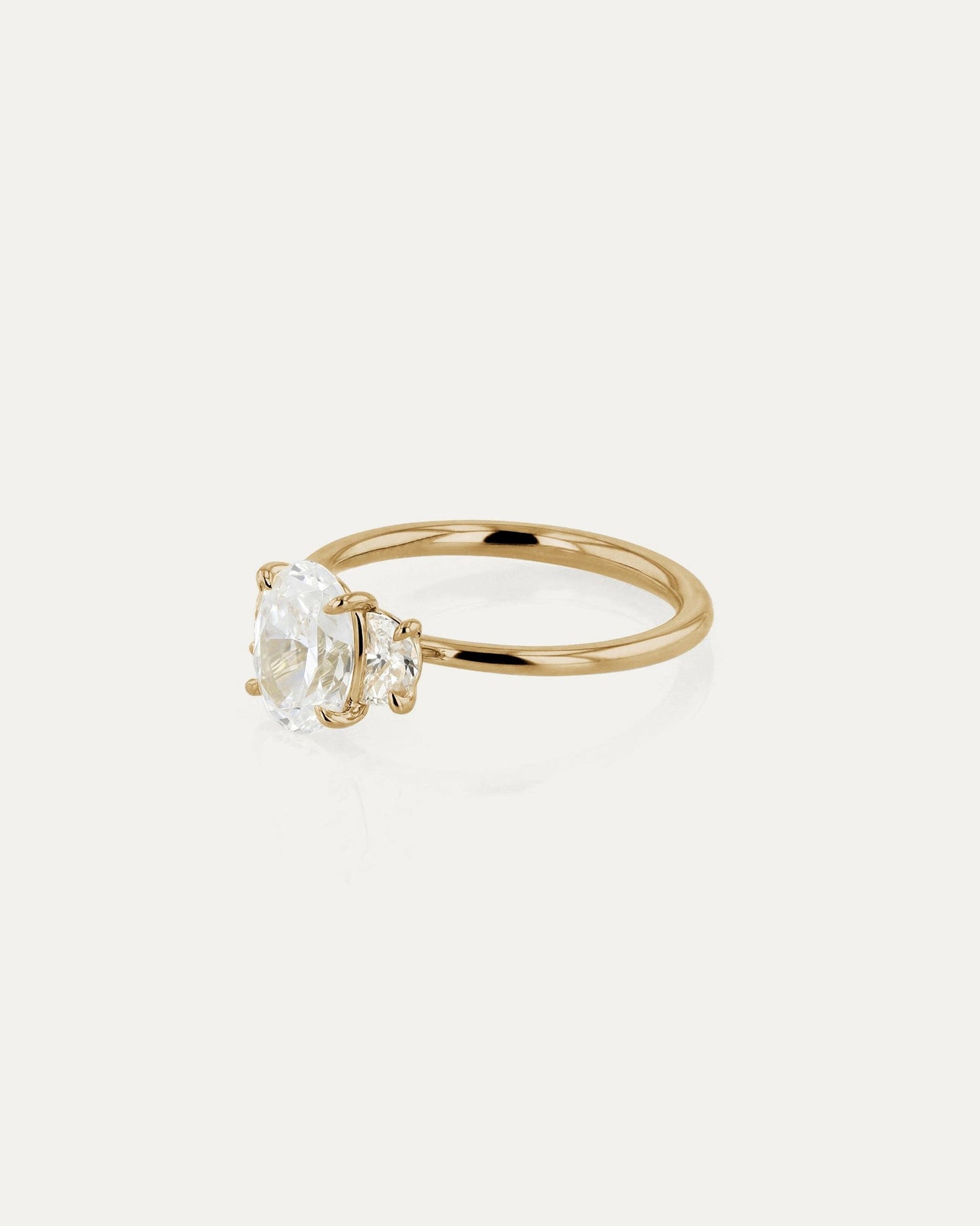 1 CT - 2 CT Oval Cut Lab grown Diamond Three Stone Engagement Ring