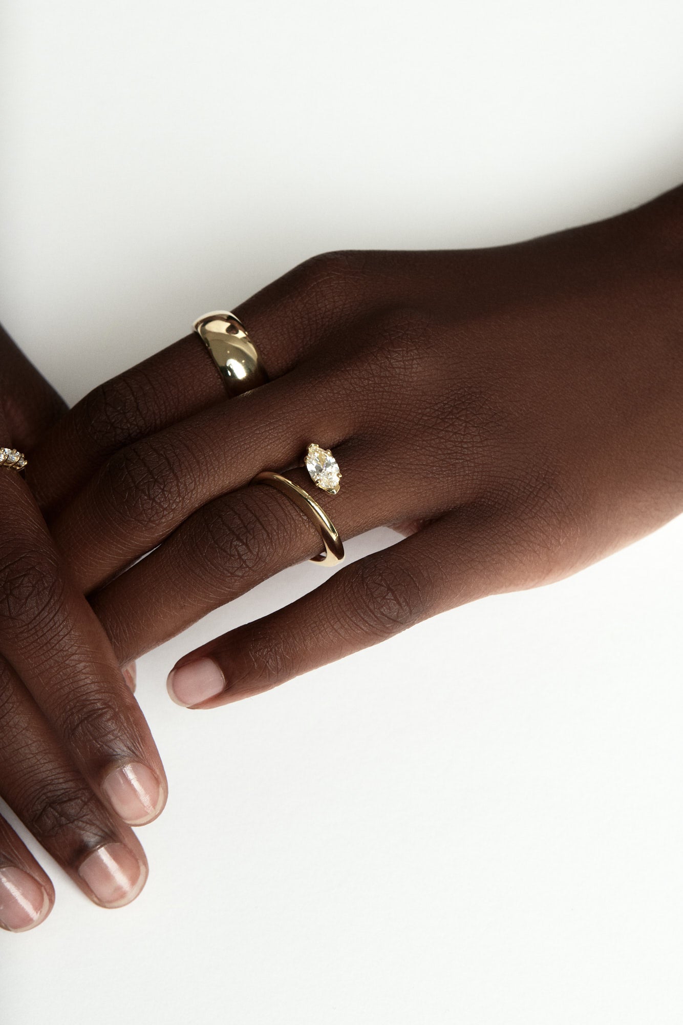 1 CT - 2 CT Marquise Cut Lab grown Diamond Rounded Band Solitaire Engagement Ring