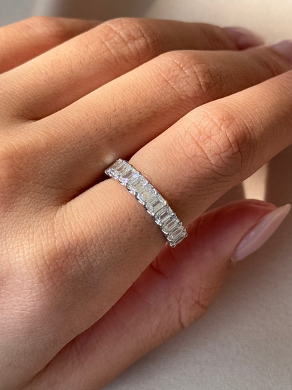 1.71 TCW Emerald CVD Diamond Half Eternity with Shared Prong Wedding Band