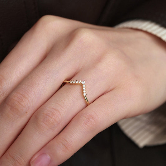 0.15 TCW Round Moissanite V-Shape Wedding Band