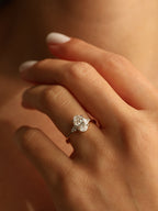 2 CT - 4 CT Oval Cut Lab grown Diamond Cluster Engagement Ring