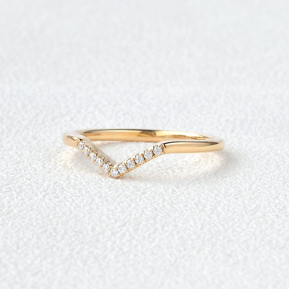 0.052 TCW Round Moissanite V-Shape Pave Wedding Band