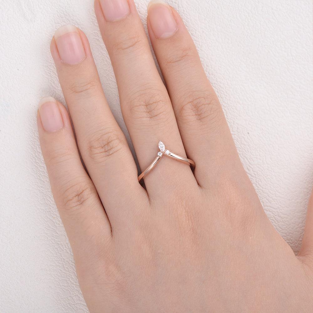 0.065 TCW Marquise & Round Moissanite V-shape Wedding Band